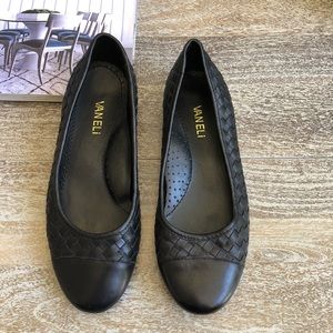 Vaneli Shera Woven Skimmer Leather Flat